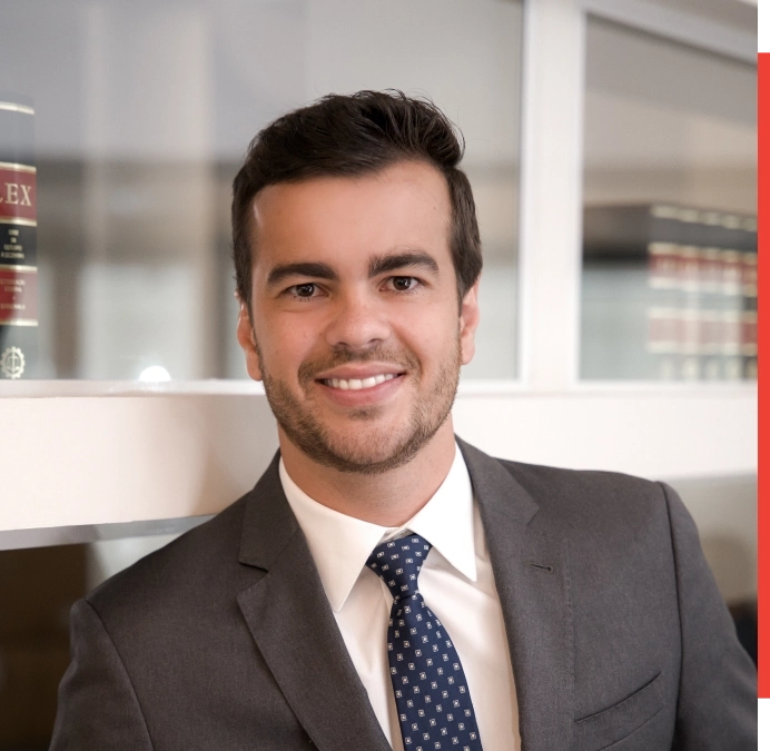 Experiência <br /><strong>Acadêmica e profissional</strong>