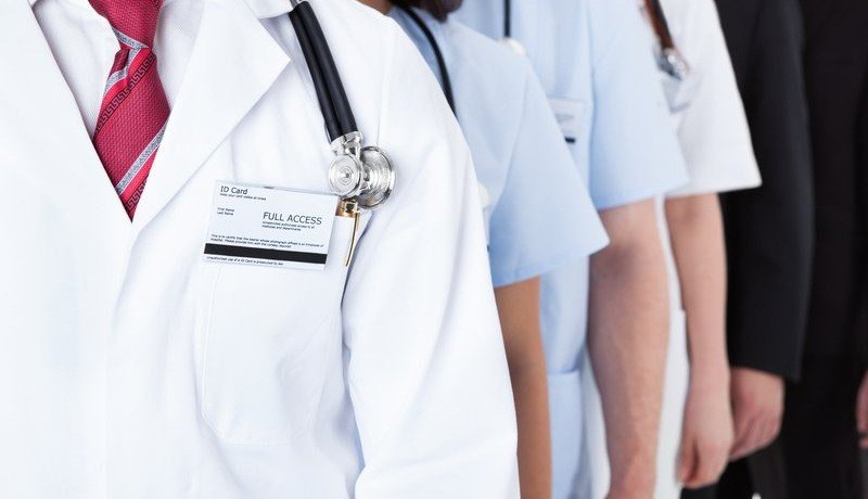 Carência Estendida FIES para Médicos Residentes: Direito Garantido por Lei e Protegido pela Via Judicial