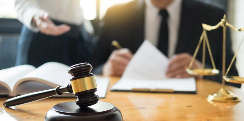 Lei Federal nº 14.133/21 e a Ultratividade da Lei Federal nº 8.666/93: <br /><strong>entenda as Implicações para Contratos e Atas de Registro de Preços</strong>