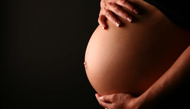 Parto em condições precárias: Danos Morais e Responsabilidade da Operadora de Saúde