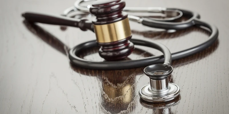 Lei 10.260/2001 e a Prorrogação da Carência para Residentes em Especialidades Médicas Prioritárias